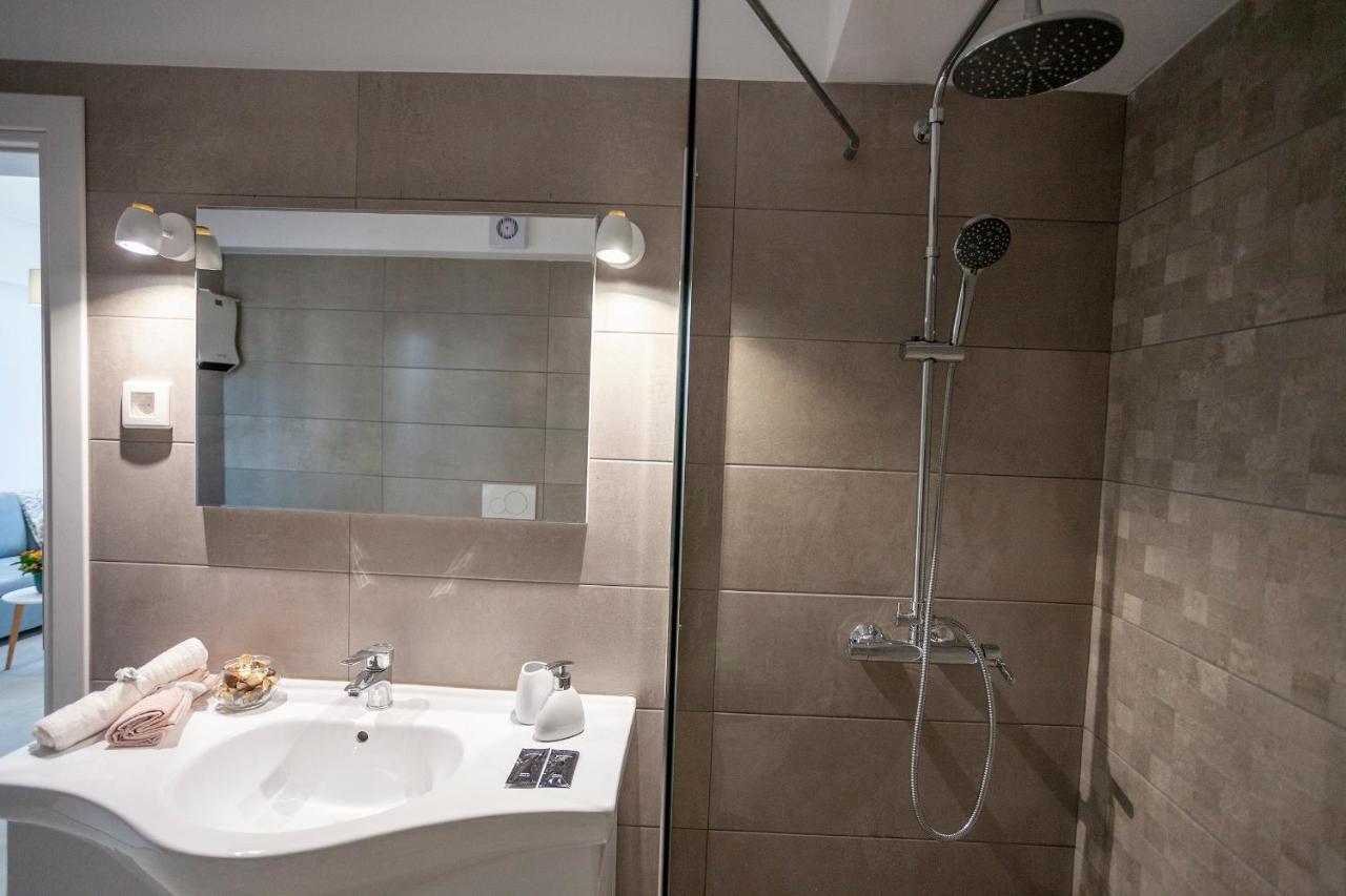 Attalos Luxury Flat Psyrri Square Athènes Extérieur photo